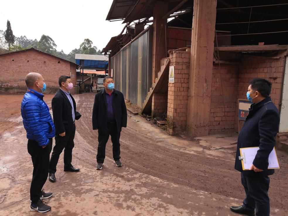 剑峰机砖厂检查调研